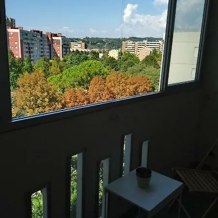 Apartment Int.11